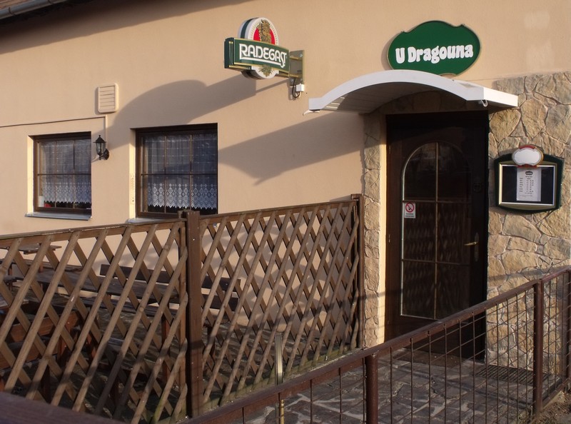 Vstup do Pizzerie U Dragouna